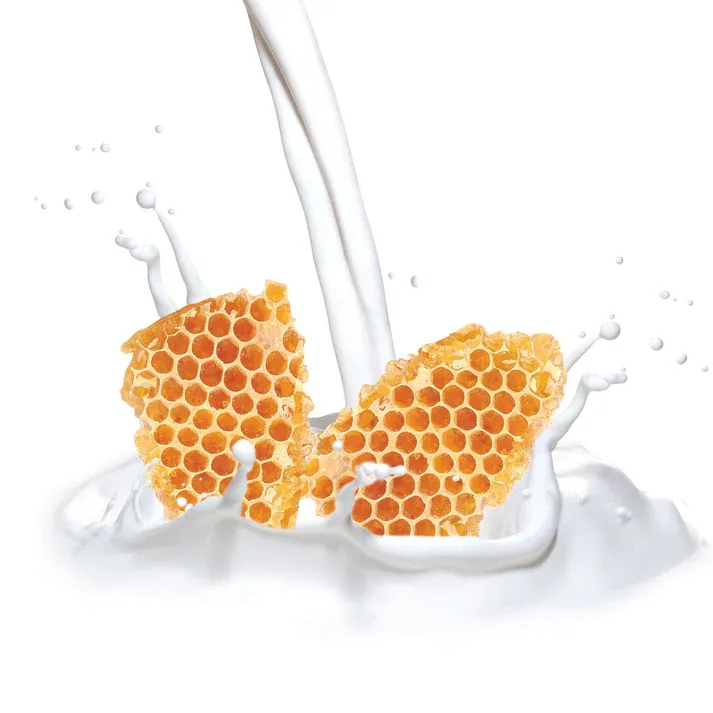 Milk_Honey_experience_shopcuccio.com_cuccio_naturale_2606570d-a4f2-4873-b35f-446885af421a.webp